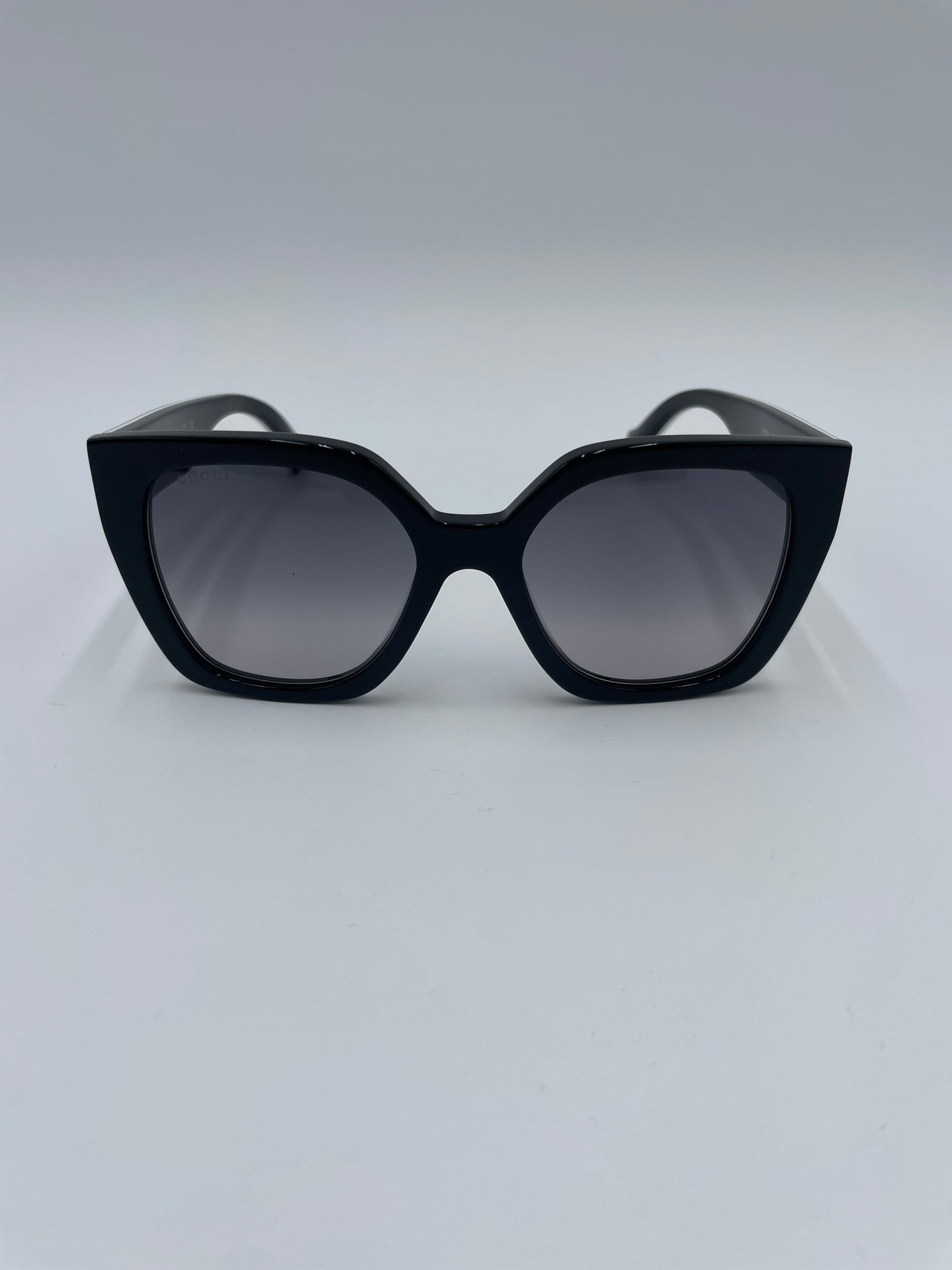 Gucci Square Frame Cat-Eye Sunglasses, Black