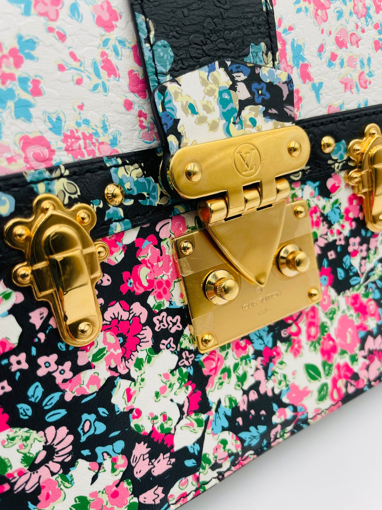 Louis Vuitton Trunk Clutch - Floral
