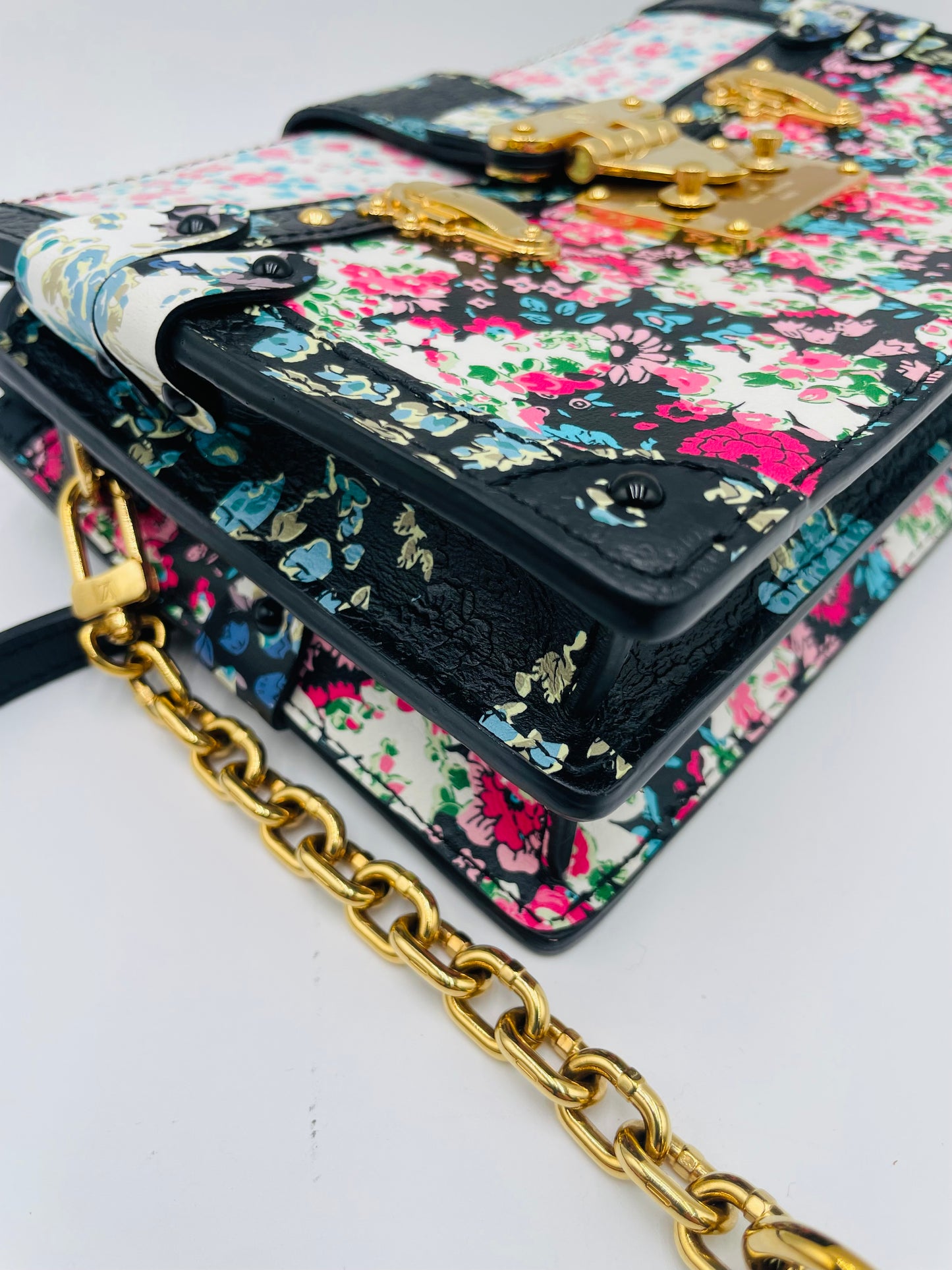 Louis Vuitton Trunk Clutch - Floral