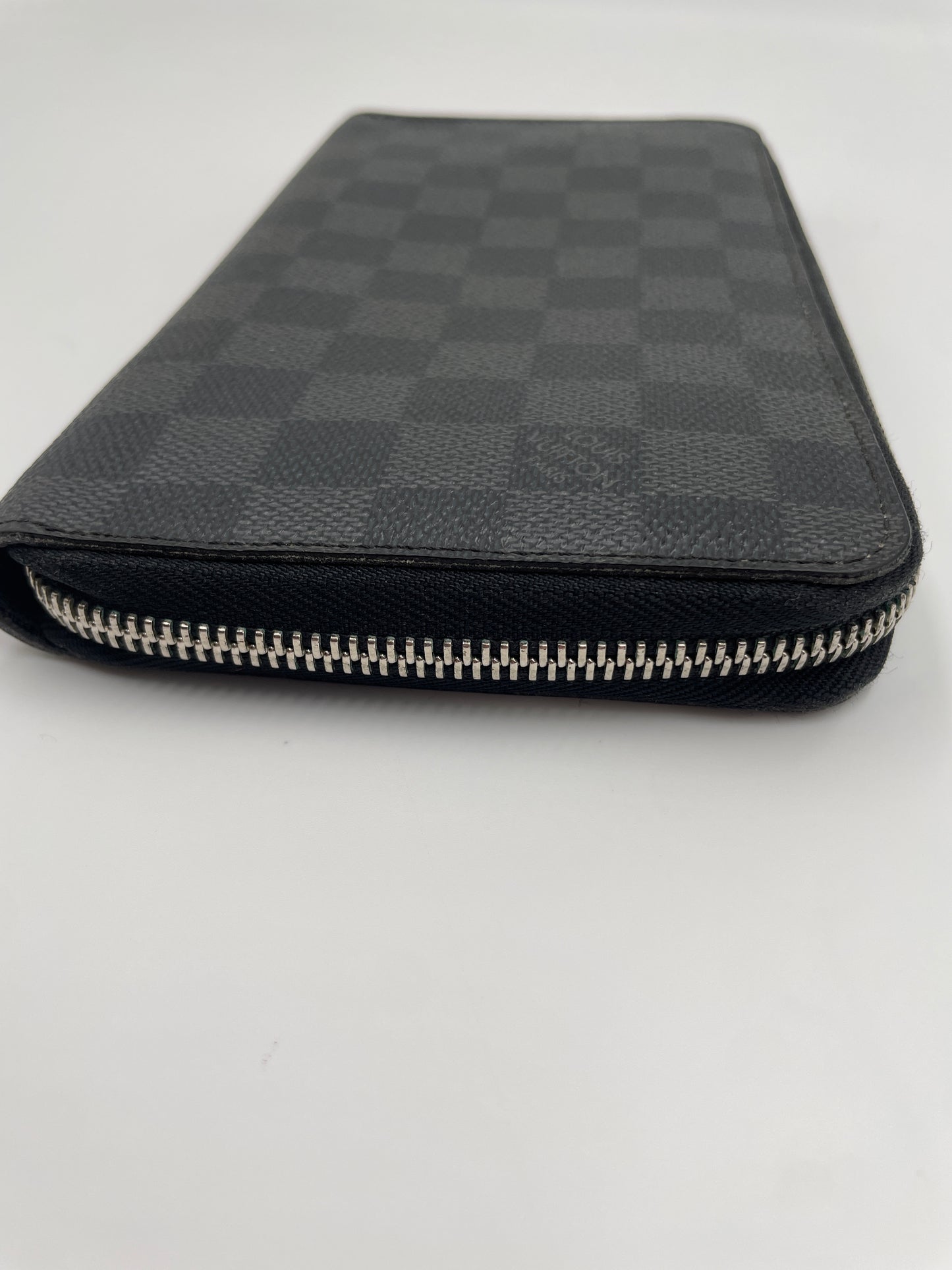 Louis Vuitton Damier Zippy Organizer