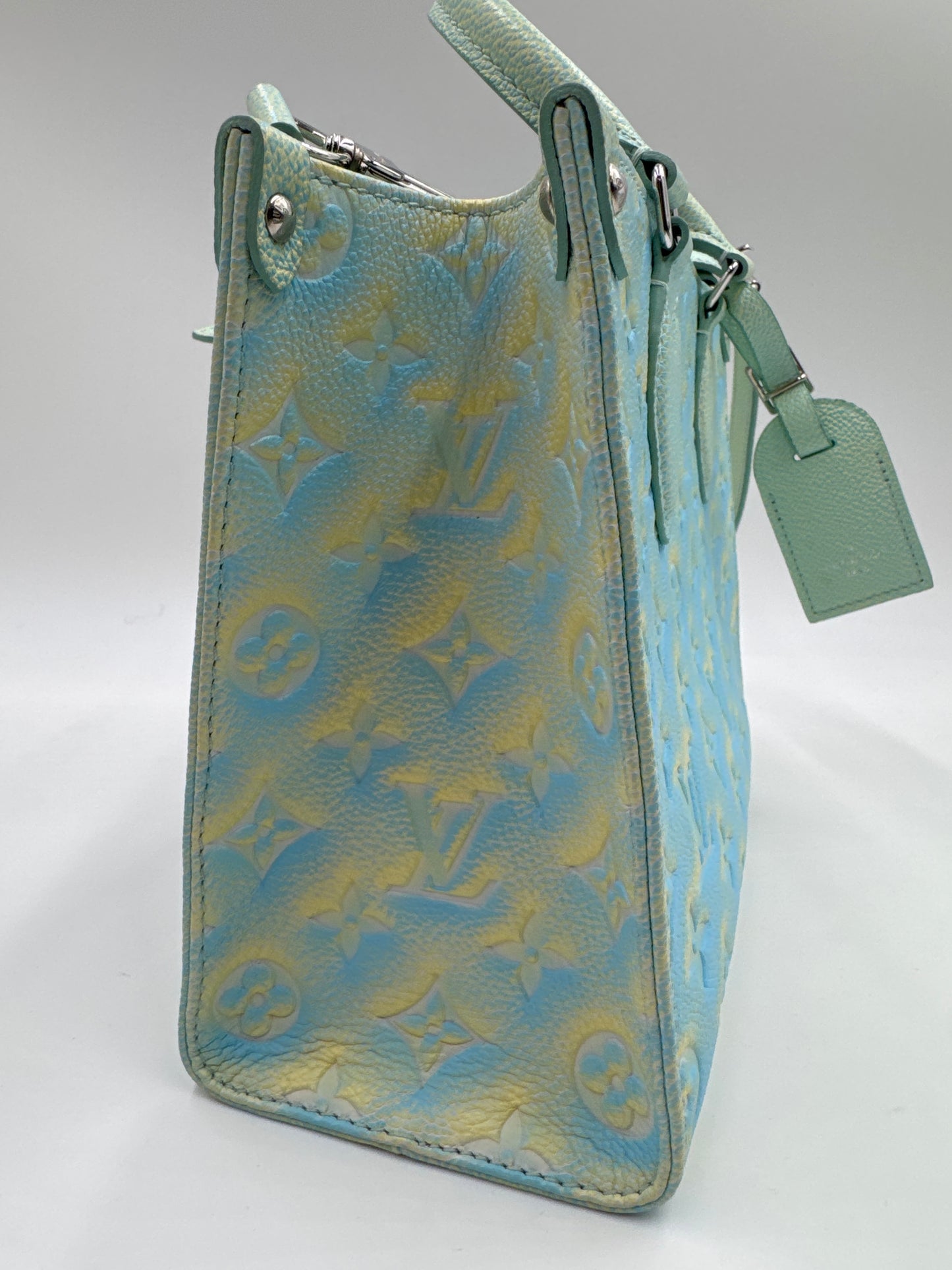 Louis Vuitton On The Go Summer Stardust, PM