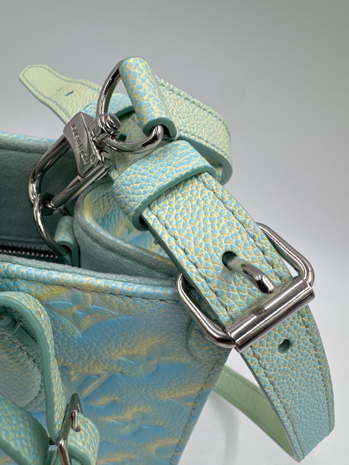 Louis Vuitton On The Go Summer Stardust, PM