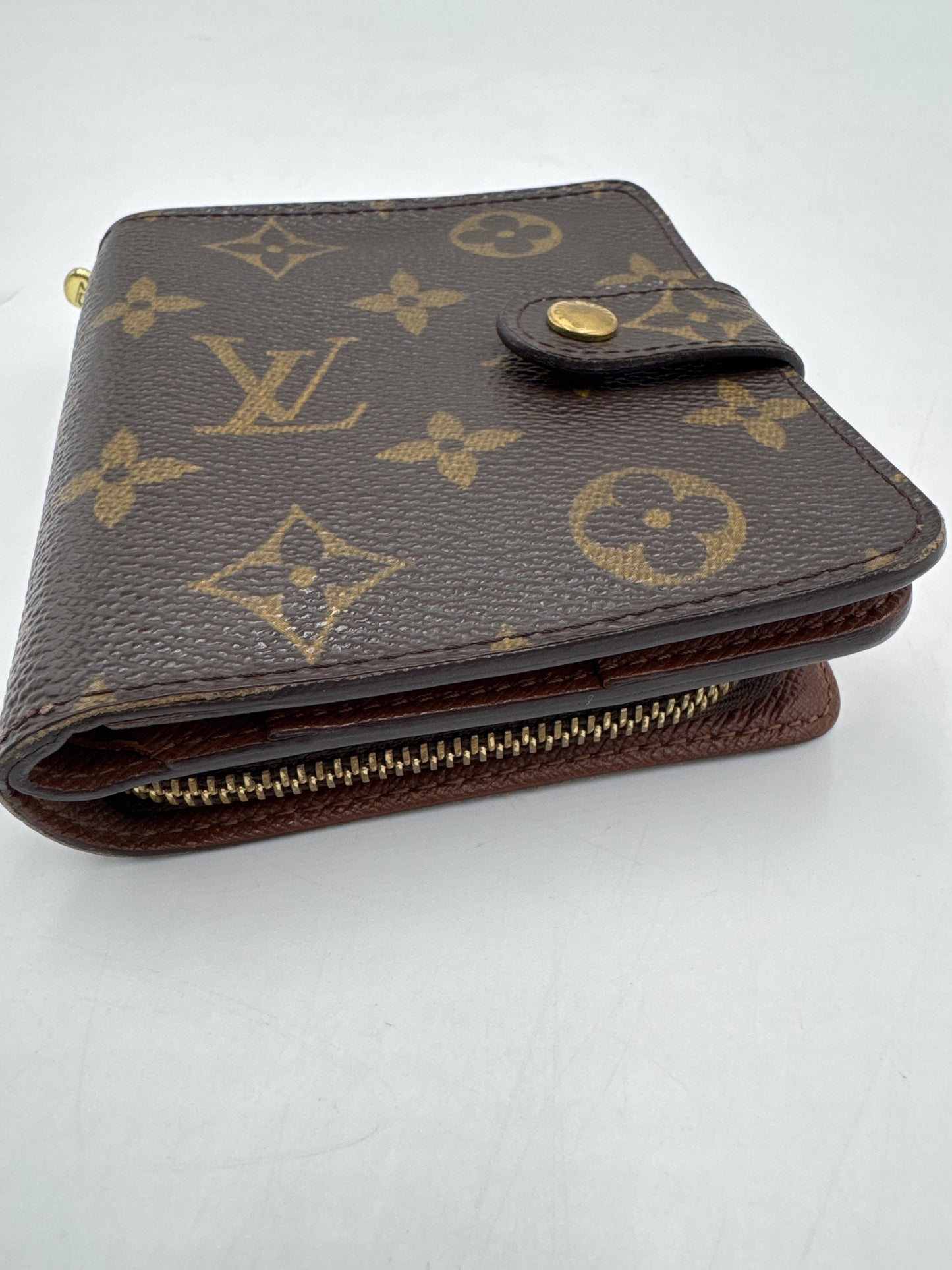 Louis Vuitton Monogram Compact wallet