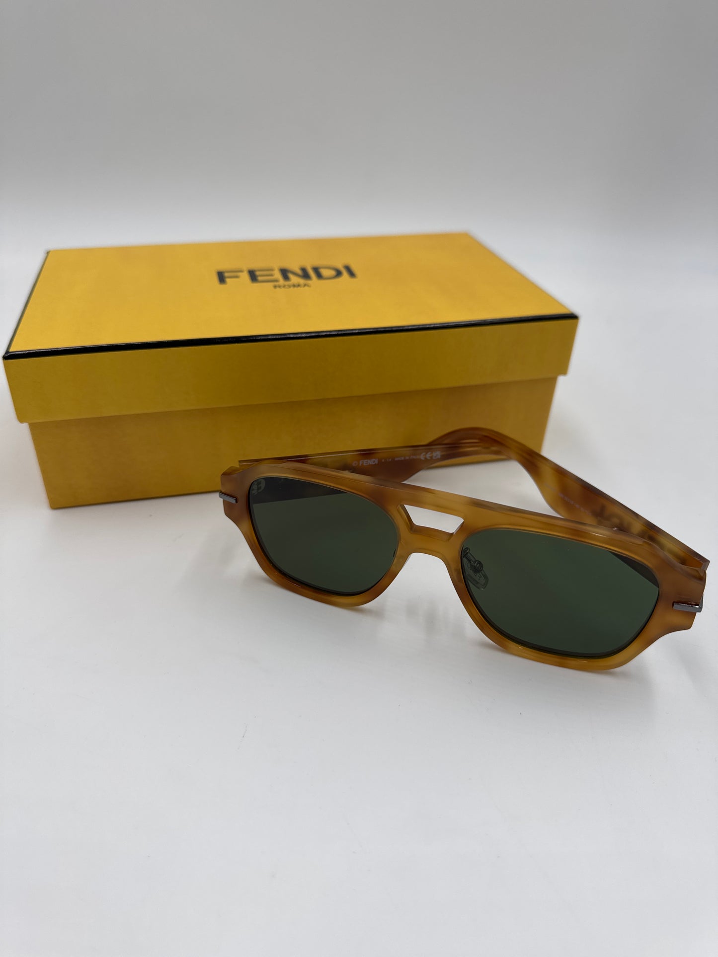Fendi, Fendigraphy Sunglasses