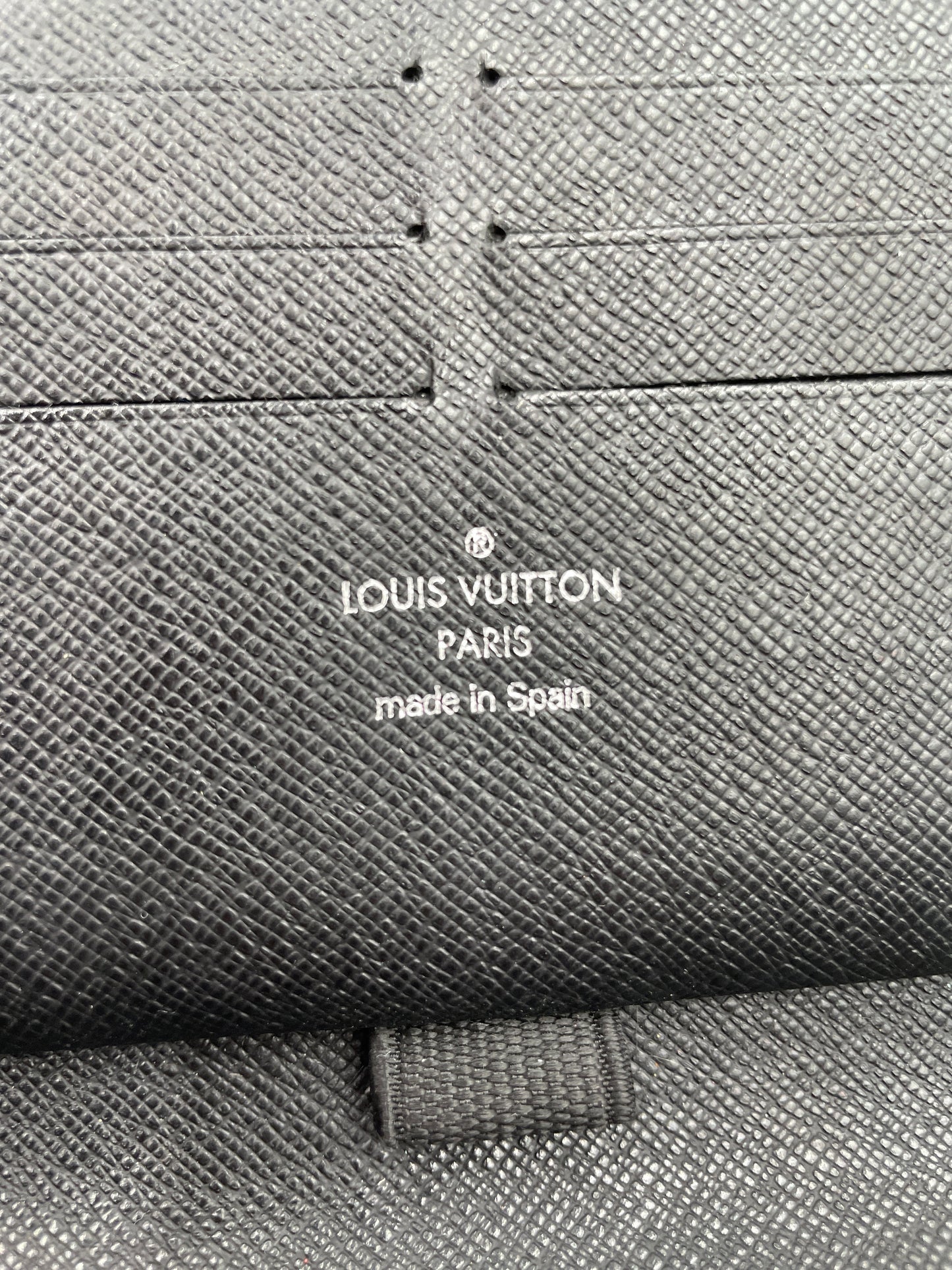 Louis Vuitton Damier Zippy Organizer