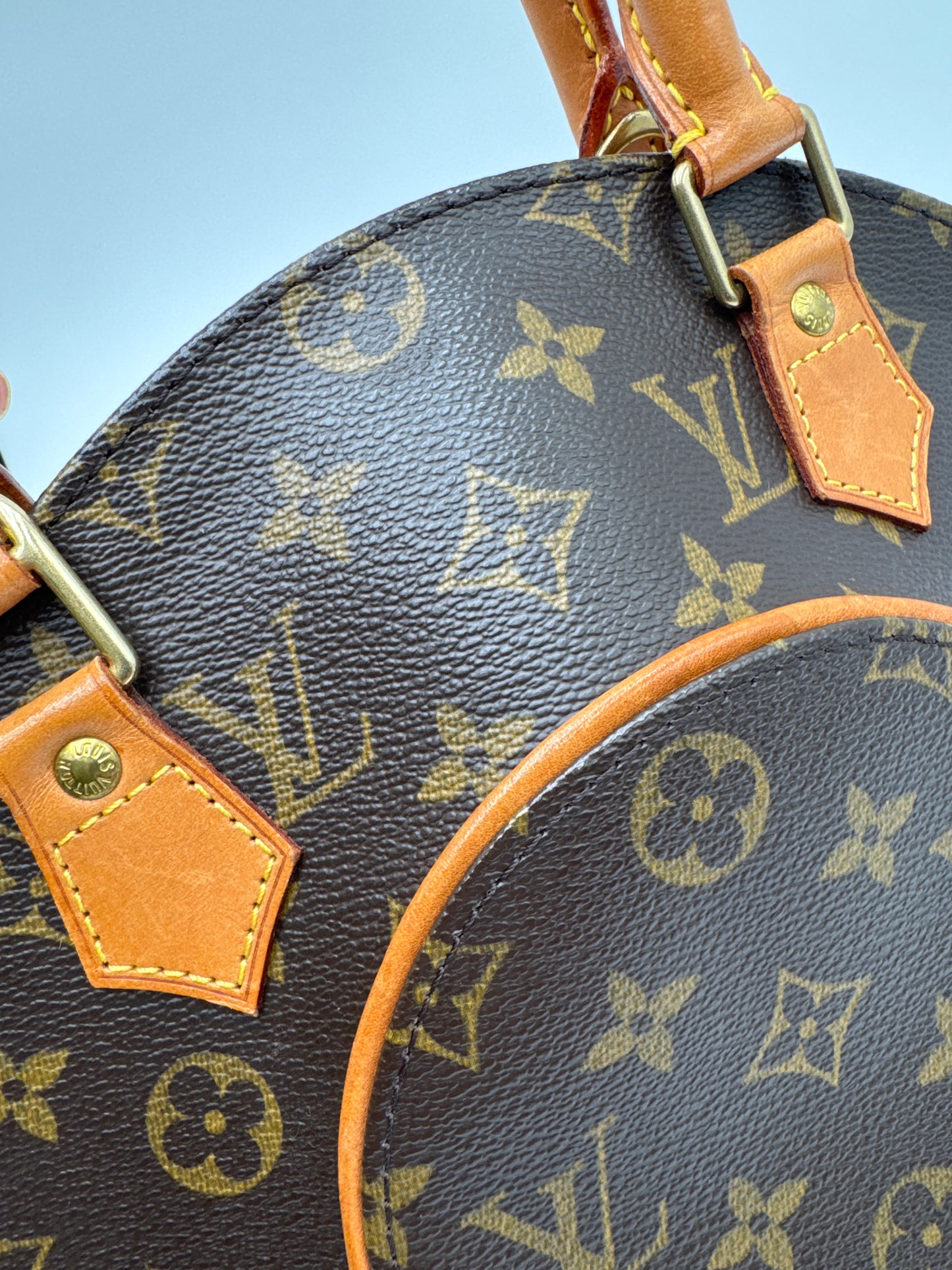 Louis Vuitton Monogram Ellipse PM