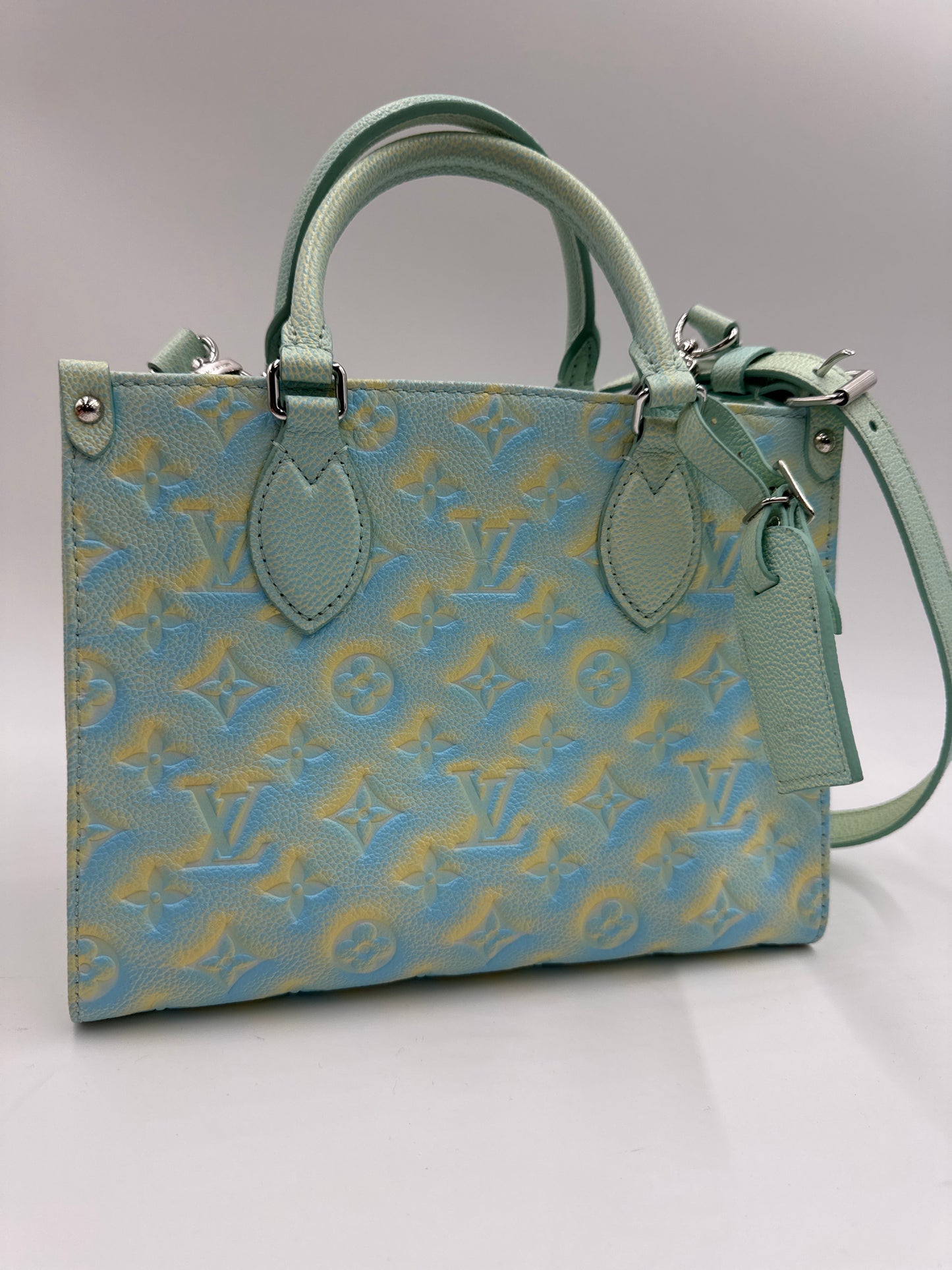 Louis Vuitton On The Go Summer Stardust, PM