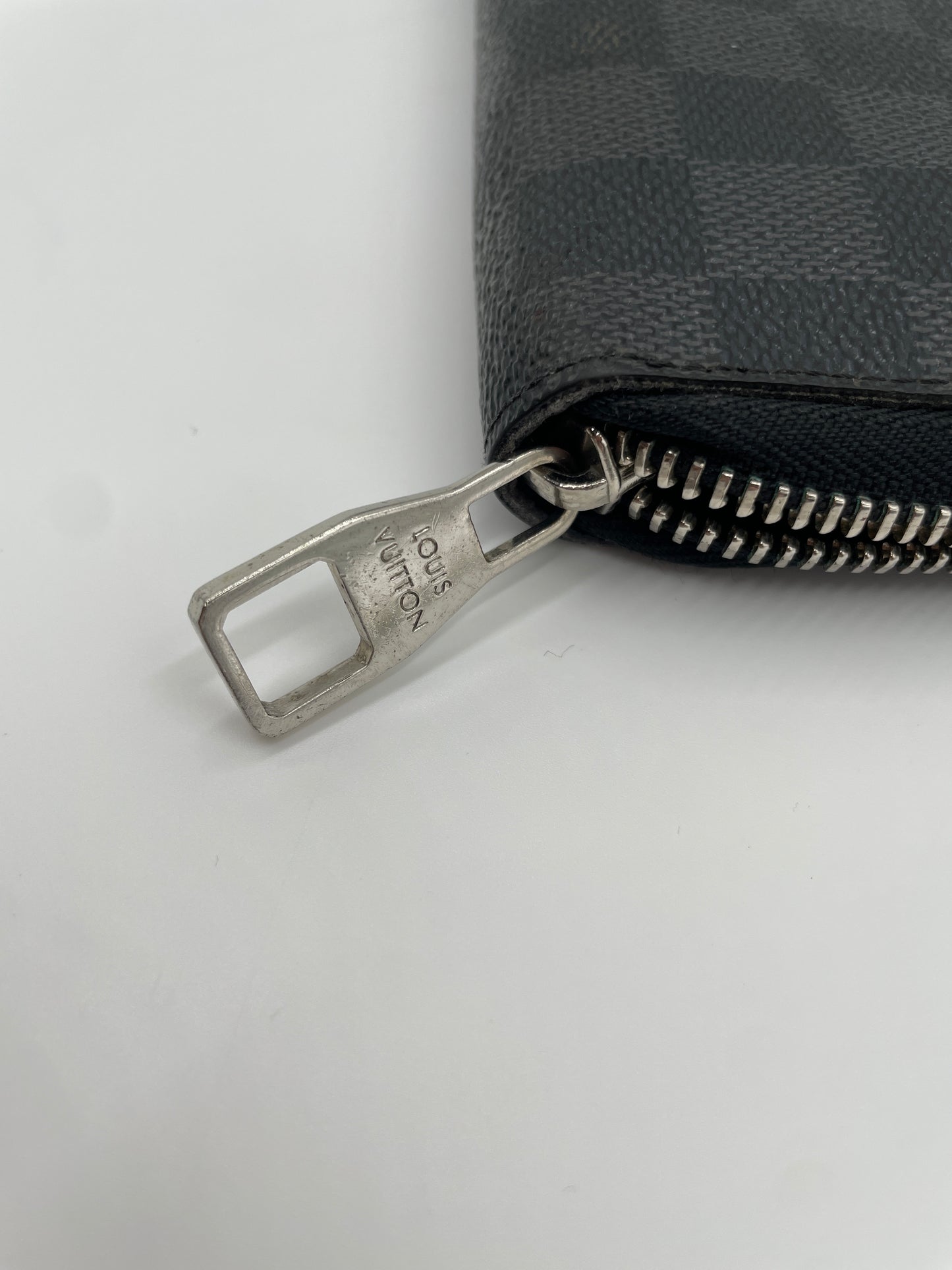 Louis Vuitton Damier Zippy Organizer