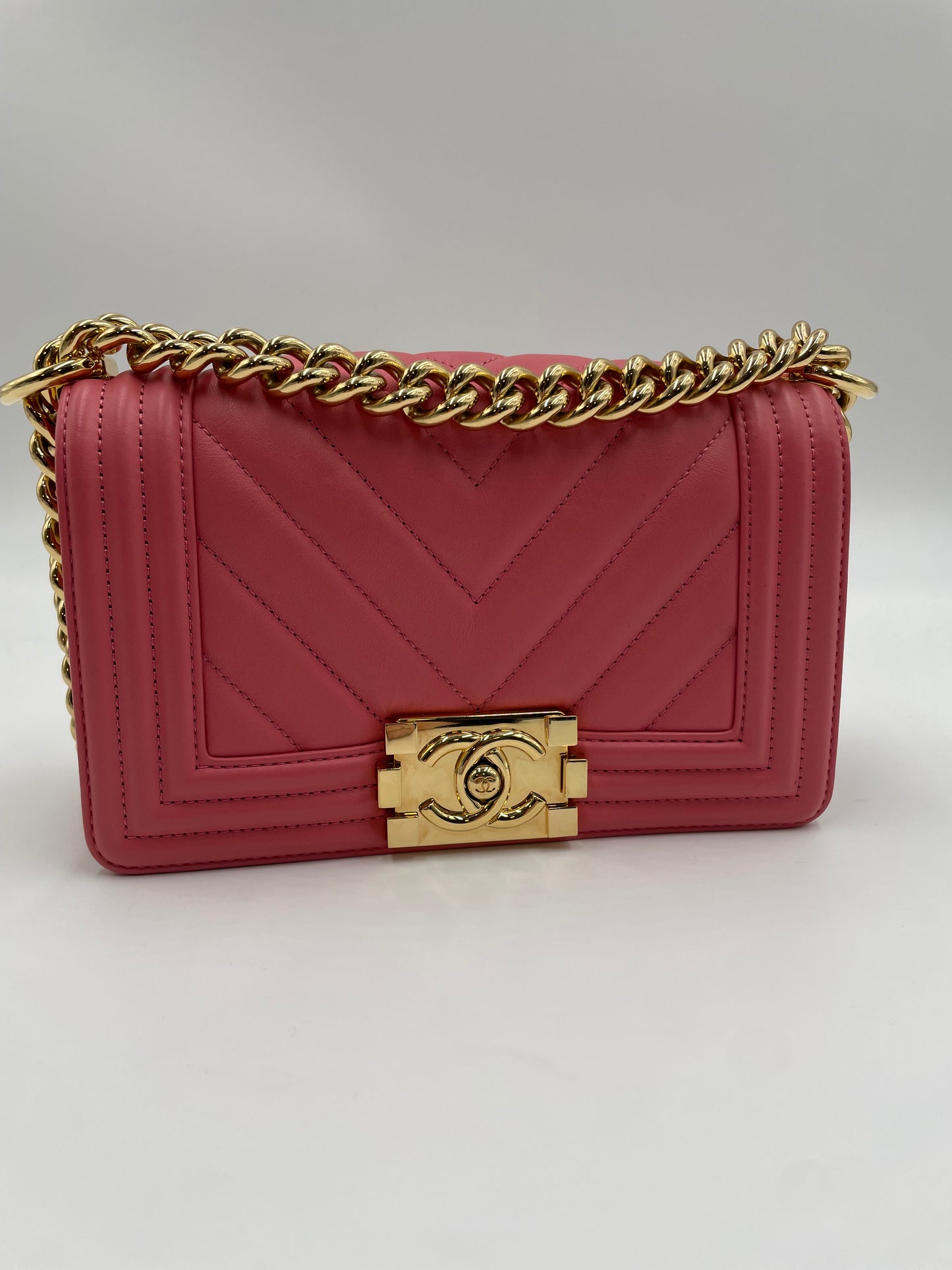 Chanel Chevron Boy Bag, Pink