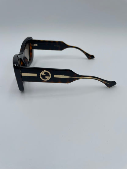 Gucci Sunglasses, Rectangular Frame Cat-eye, brown