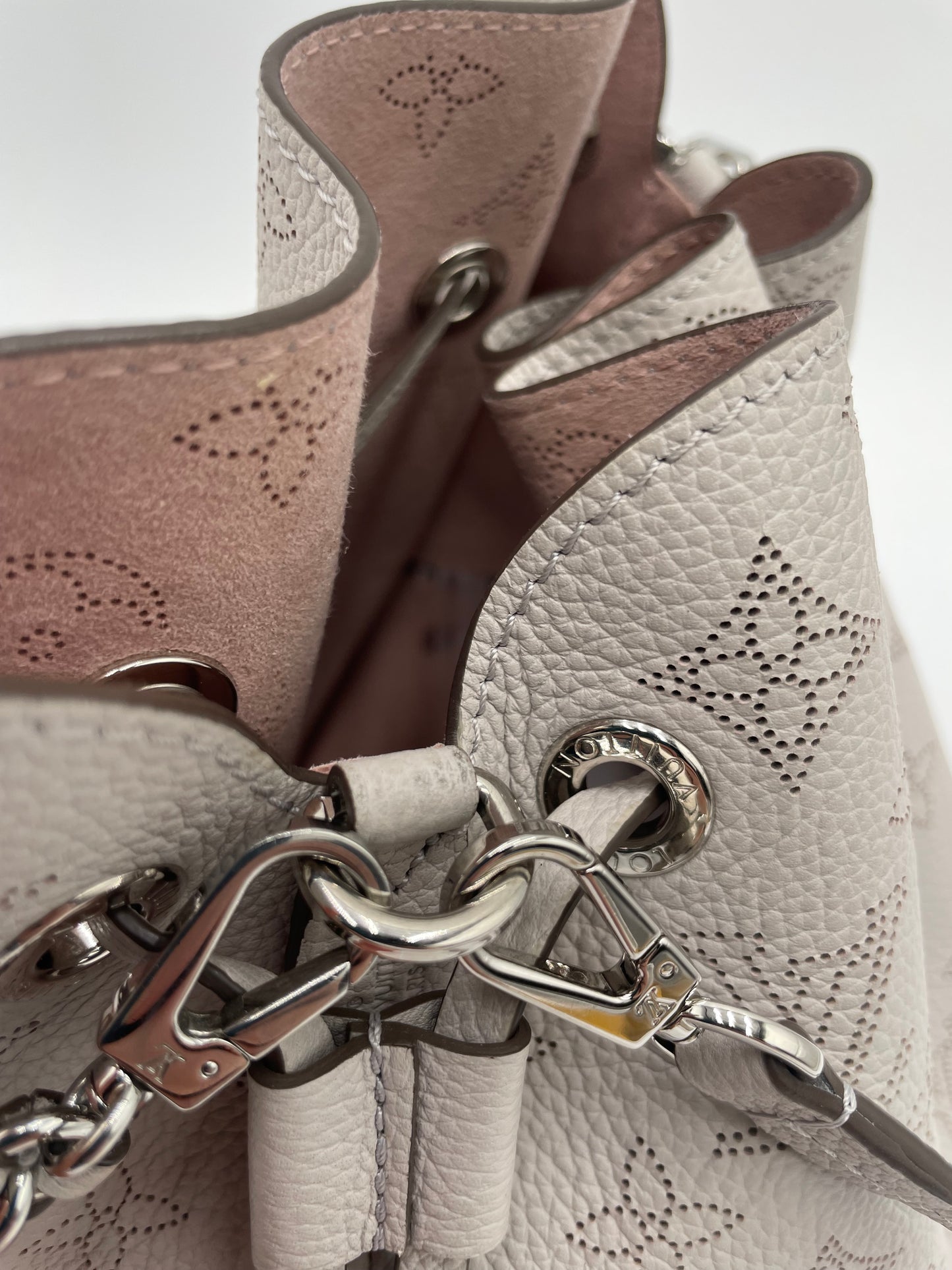 Louis Vuitton Bella Galet Mahina, Bone