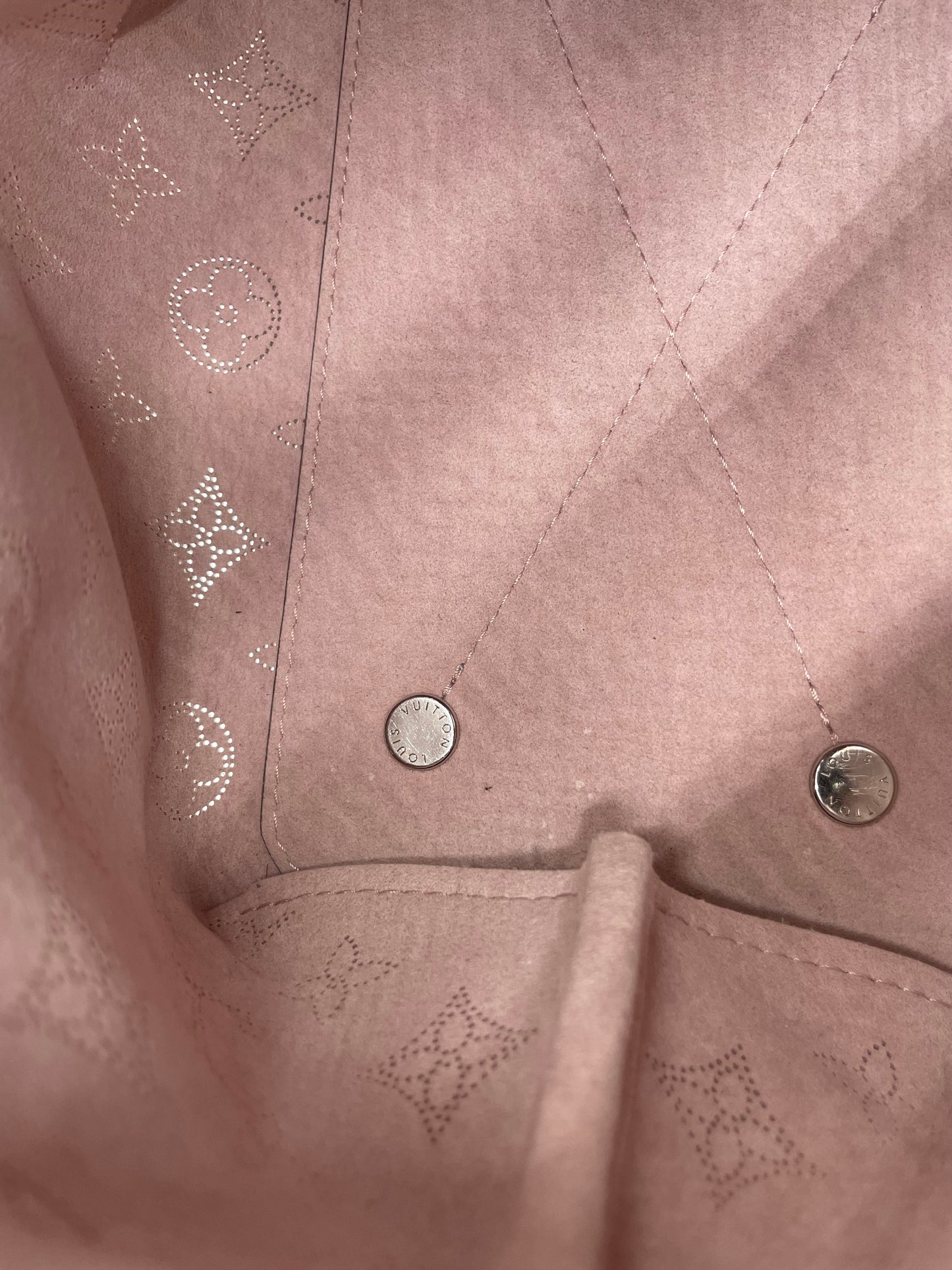 Louis Vuitton Bella Galet Mahina, Bone