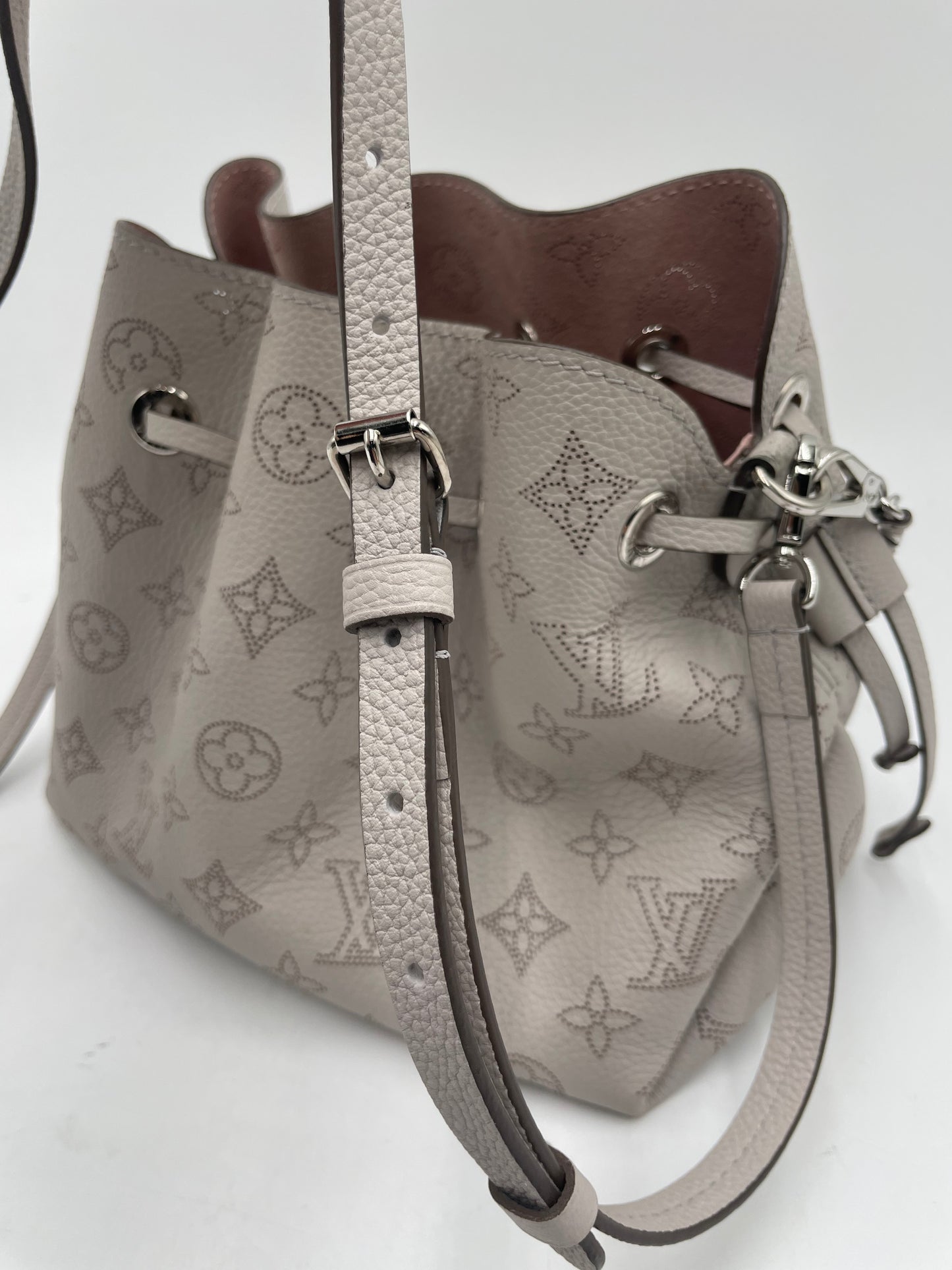 Louis Vuitton Bella Galet Mahina, Bone
