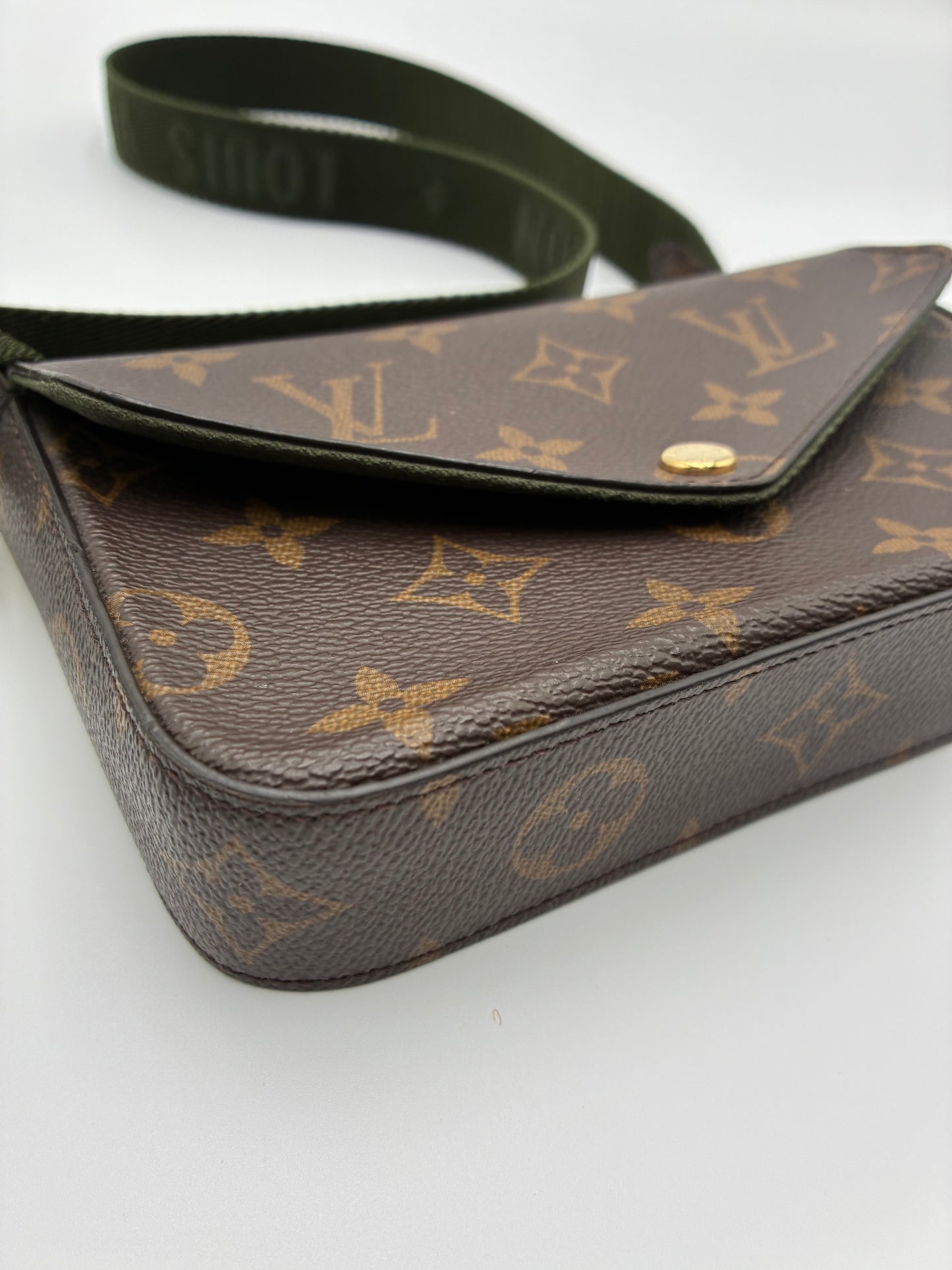 Louis Vuitton Monogram Felicie Strap & Go Crossbody bag, Green Strap