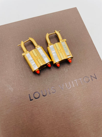 Louis Vuitton Lock Me Design Earrings