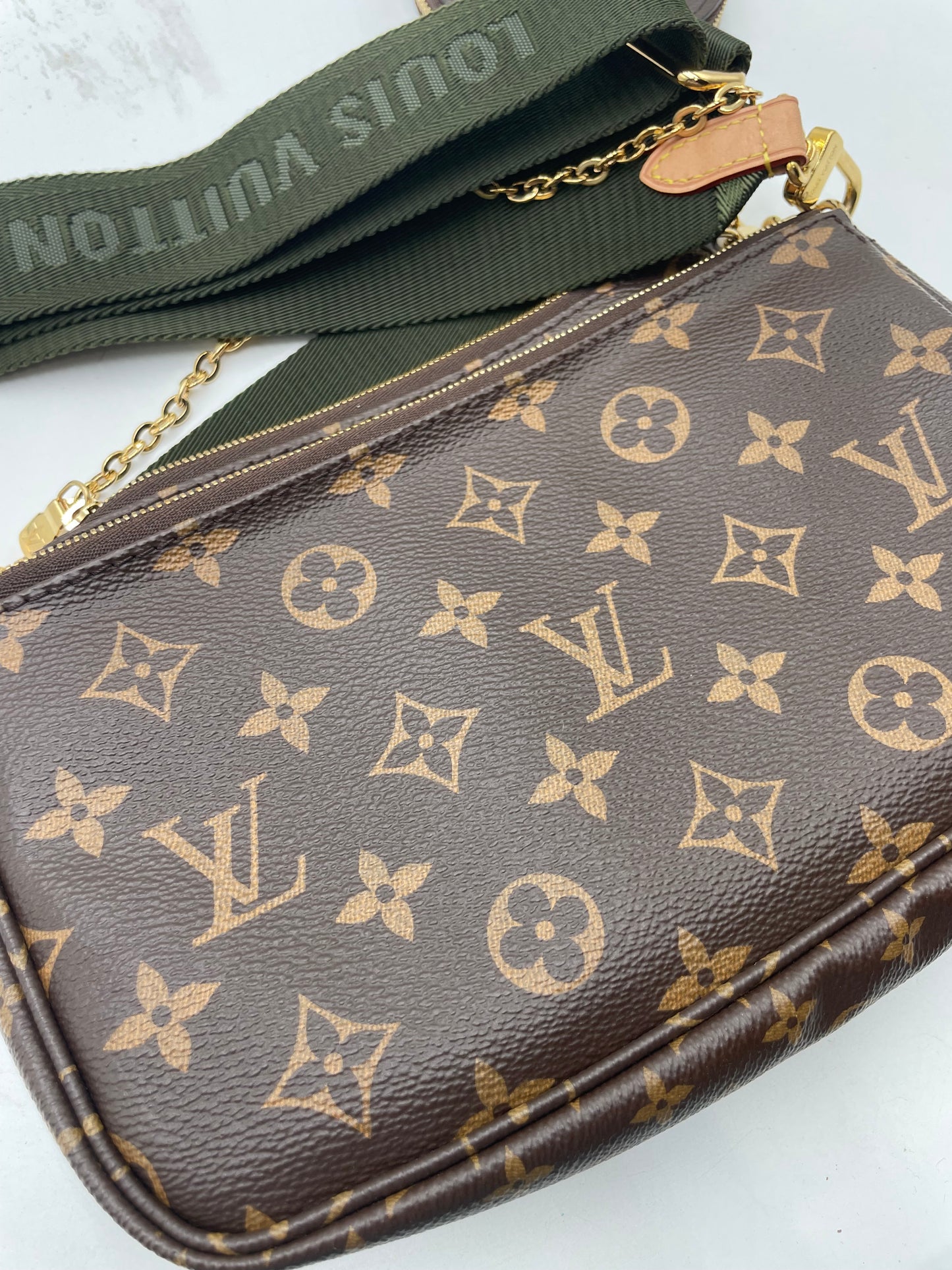 Louis Vuitton Multi Pochette, Monogram