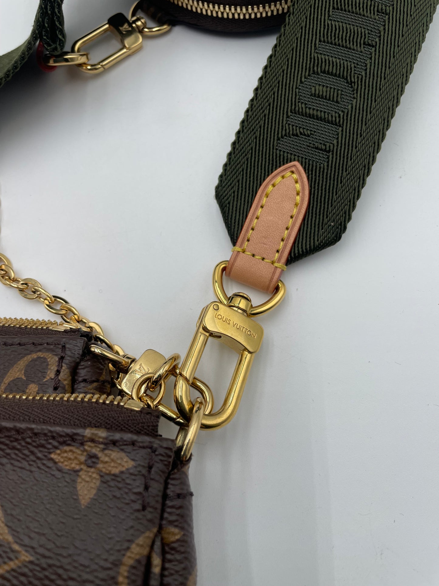 Louis Vuitton Multi Pochette, Monogram