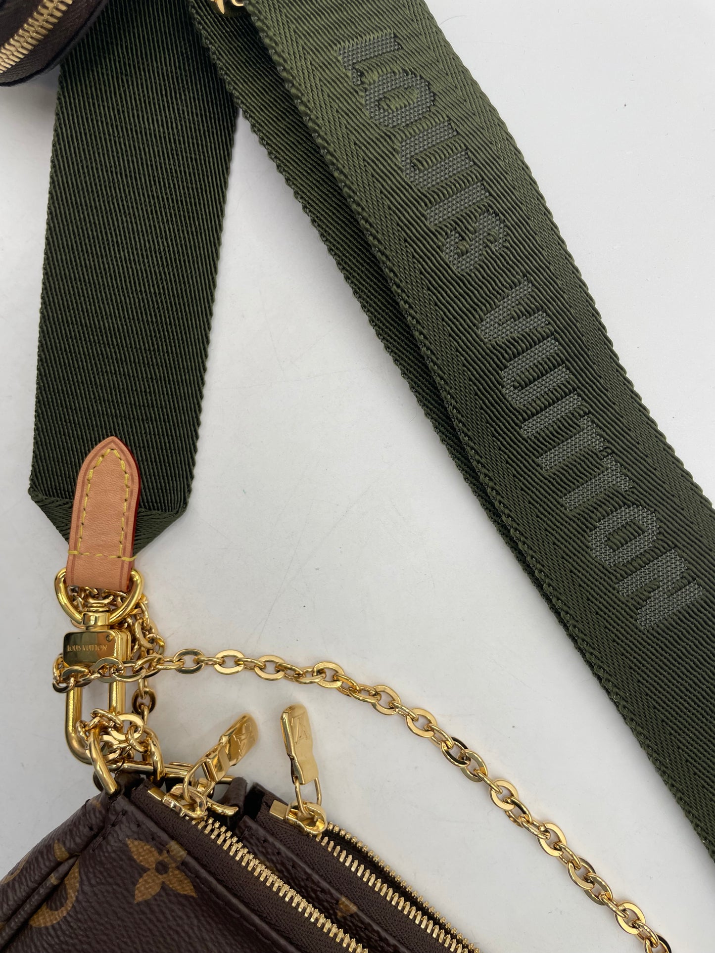 Louis Vuitton Multi Pochette, Monogram