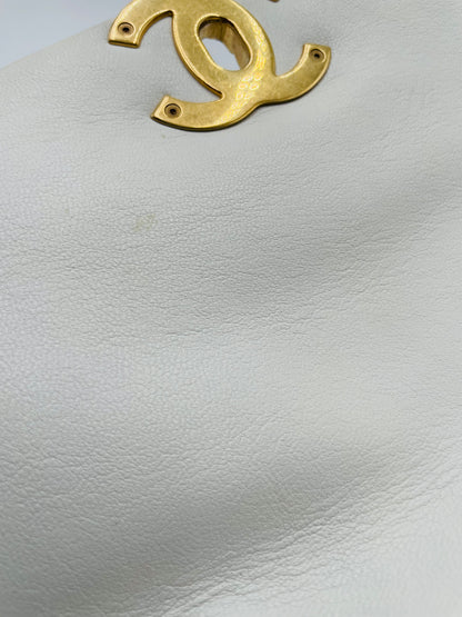 Chanel 19 Chain Shoulder bag, Small, Multicolor