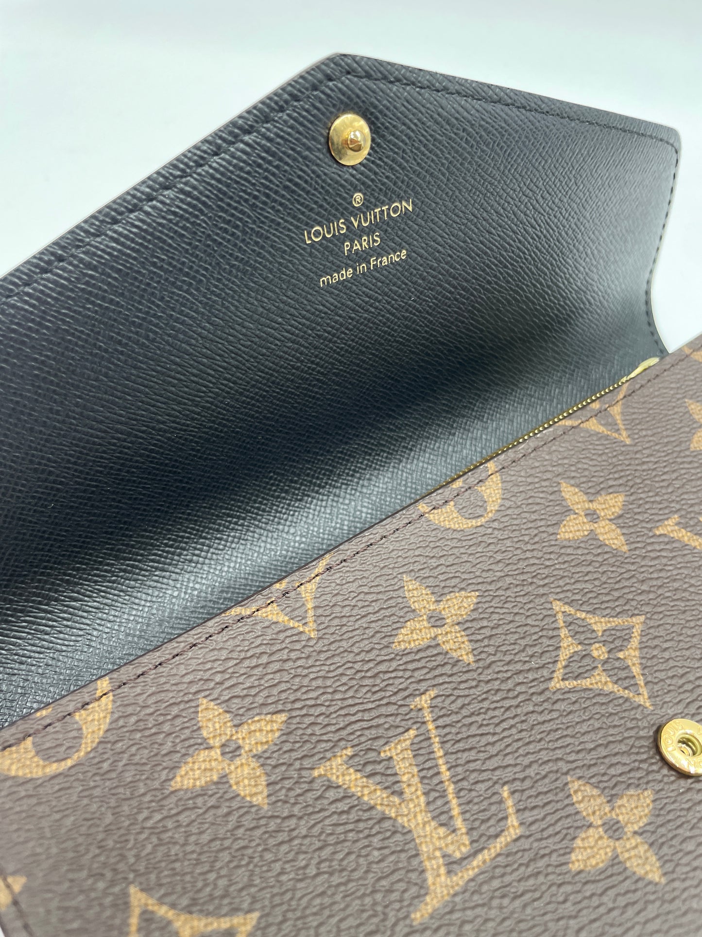 Louis Vuitton Giant Reverse Monogram Sarah wallet