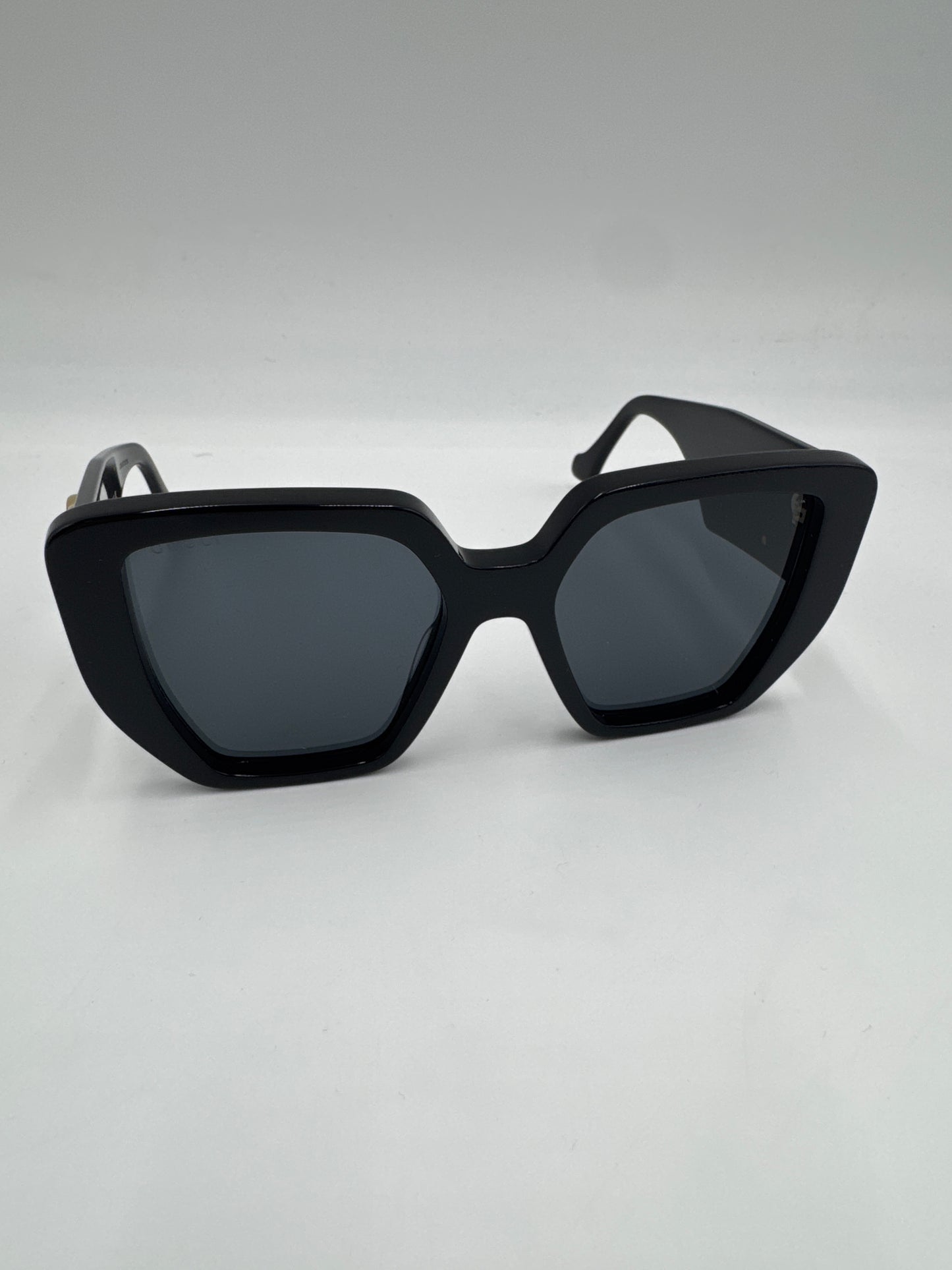 Gucci Black Rectangular Frame Sunglasses