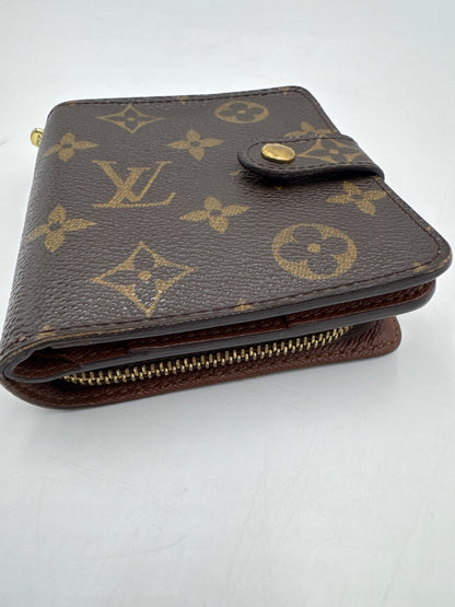 Louis Vuitton Monogram Compact wallet