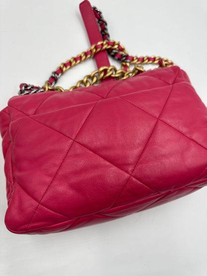 Chanel 19 Lambskin Quilted Shoulder bag pink, Large