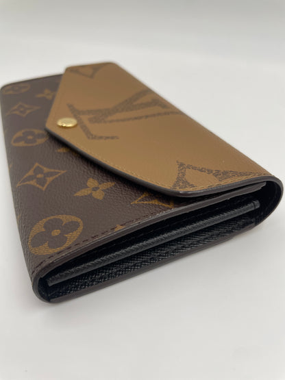 Louis Vuitton Giant Reverse Monogram Sarah wallet