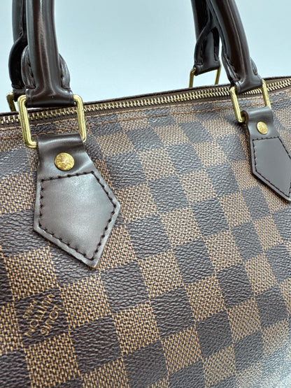 Louis Vuitton Damier Speedy 30